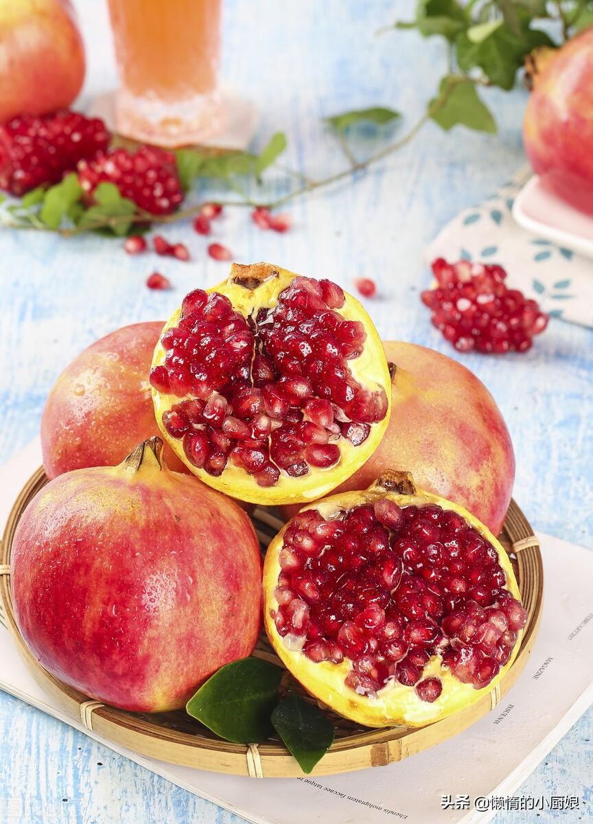 石榴怎么剥皮小妙招（轻松剥石榴的方法）(图6)