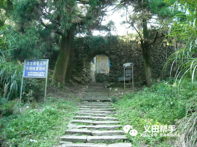 法国葡萄庄园简介(红贵族葡萄园中的真贵族农场故事)(6)