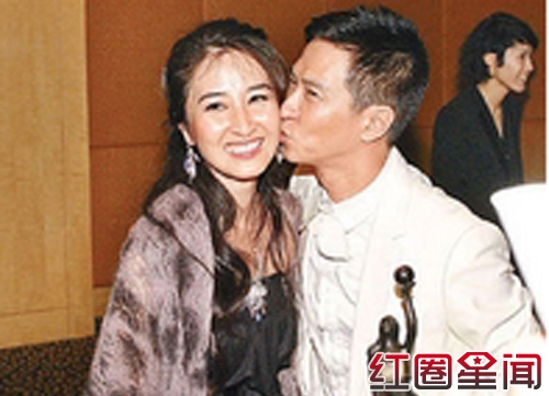 张家辉妻子女儿近照曝光 揭张家辉个人资料