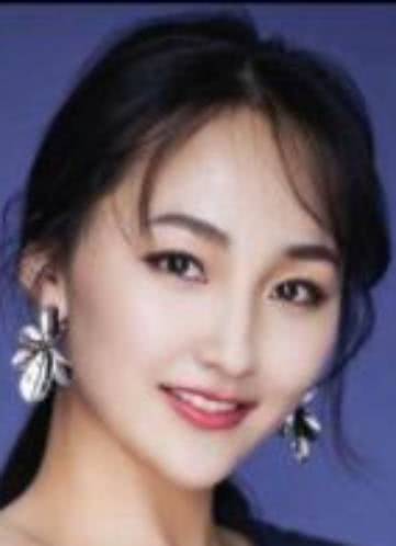 辛月个人资料写真作品