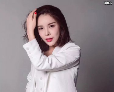 小曼个人资料被扒,原来这首歌是她唱的