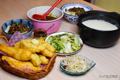 ​小学生晚餐食谱大全做法(小学生晚餐食谱表周一到周五)