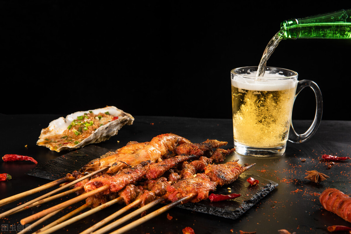 烧烤店一年能挣几百万（烧烤店一年能赚多少钱）(图3)