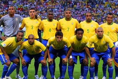 ​回顾06年世界杯：拥有“四大天王”巴西队，为啥连4强都没进去？