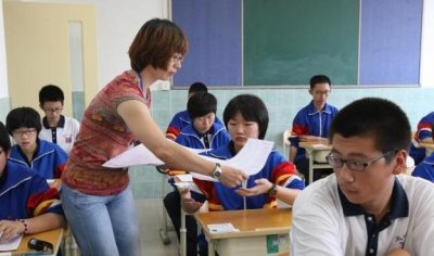 ​三本大学毕业生最好的3种出路，第3种可以完美避开学校劣势