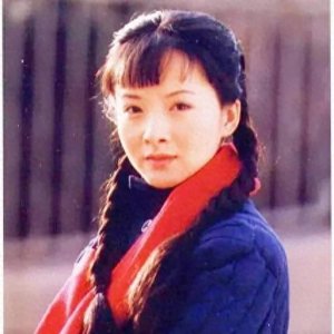 21岁就成名的谢兰,丈夫为爱她做了12年的丁克,39岁时意外得子