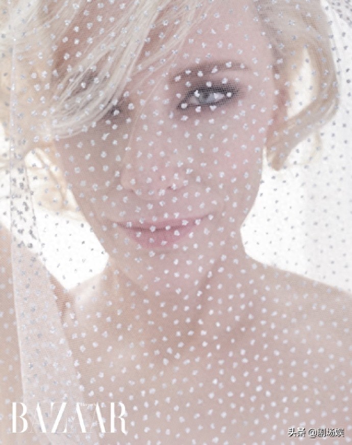 大魔王2月写真，满满御姐范，期待新剧中的表现