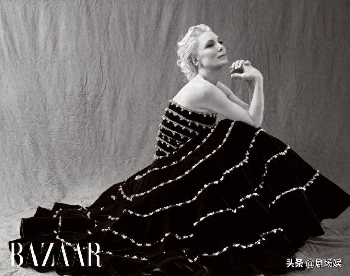 大魔王2月写真，满满御姐范，期待新剧中的表现