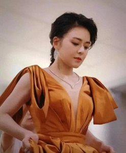 陈辰:从当家主持到幸福妈妈,与丈夫余笛共谱美好人生