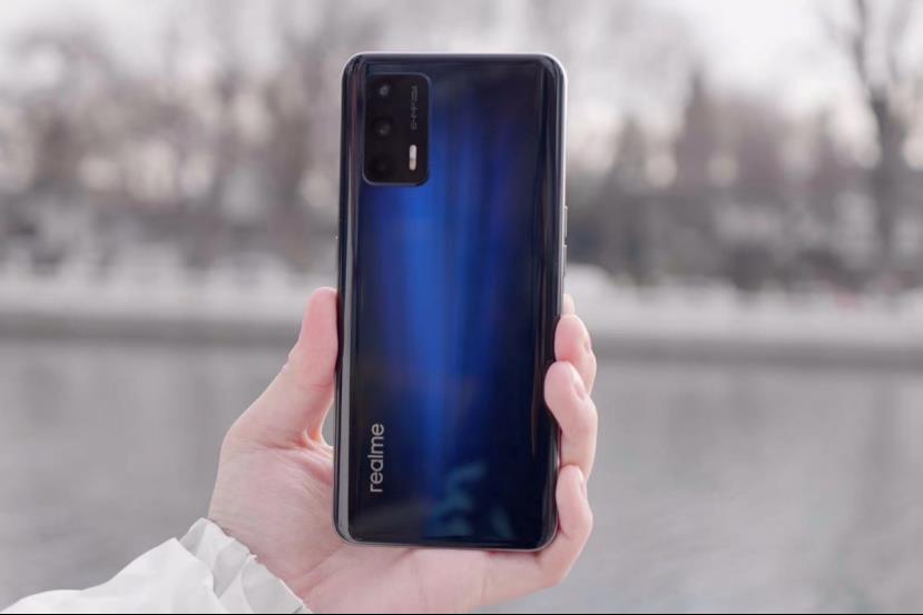 真我GT手机直观的体验感(真我gt大师版参数配置详情)