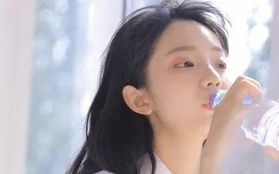 女人一般分手第几天最难熬(女人分手后最痛苦的阶段)