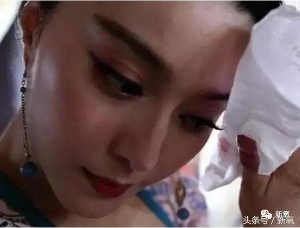 杨紫的美白方法（杨紫瘦了但这个部位却更丑了）(62)