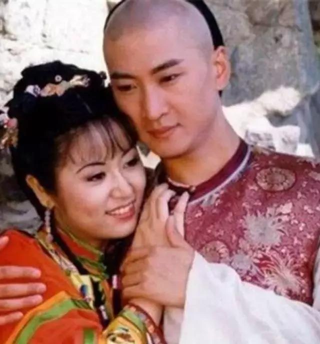 周杰与林心如的口水战（周杰为20年前的吻戏开撕林心如）(6)