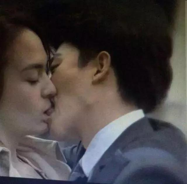 周杰与林心如的口水战（周杰为20年前的吻戏开撕林心如）(36)