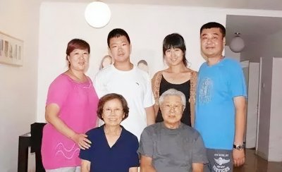 ​王心刚个人资料：一生获奖无数，和患病妻子63年不离不弃，儿女成企业家