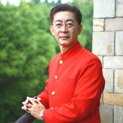 六小龄童的真名叫什么