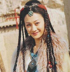 息红泪喜欢什么花