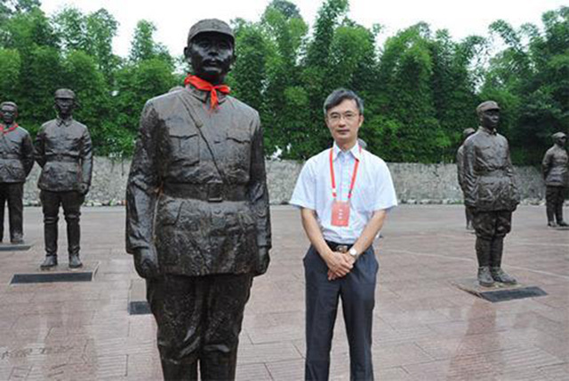 国军悍将卫立煌：投身革命，晚年任国防副主席，逝后葬入八宝山