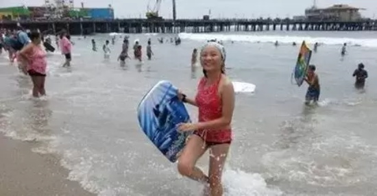 林妙可泳装照怎么回事（林妙可泳装照显胸部引起热议）