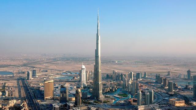 全球最年轻的国家，64岁以上老人只占1%，拿石油当水用！