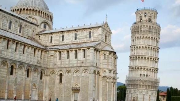 十大全球十大倾斜建筑排名（比萨斜塔榜上排名第一）  1