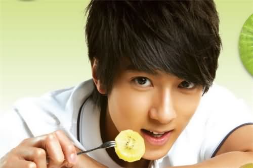 吴尊晒爱妻孕期照