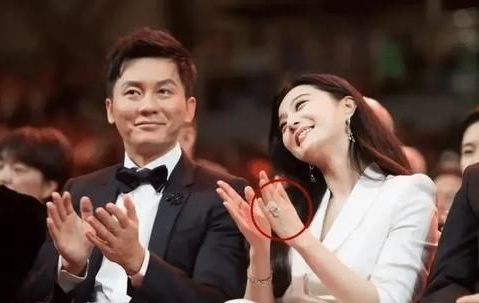 李晨瘦了，李晨新女友照片(李晨整容前照片)