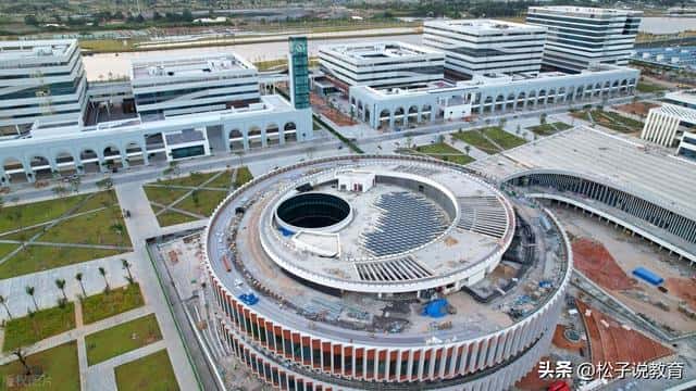 汕头大学是不是985大学（汕头大学是985还是211）