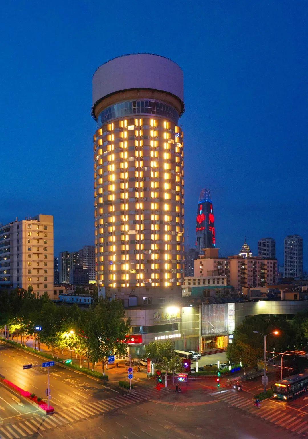 济南最高的楼叫什么(盘点济南历届最高的楼)