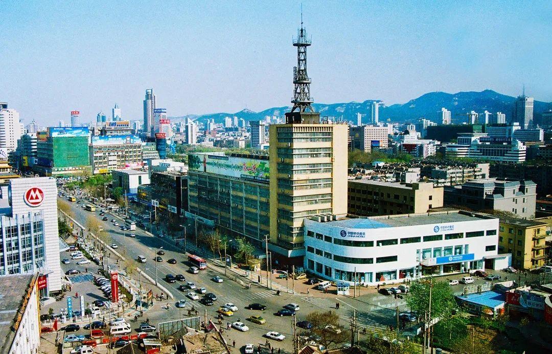 济南最高的楼叫什么(盘点济南历届最高的楼)