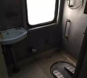 ​火车有厕所吗,火车有厕所