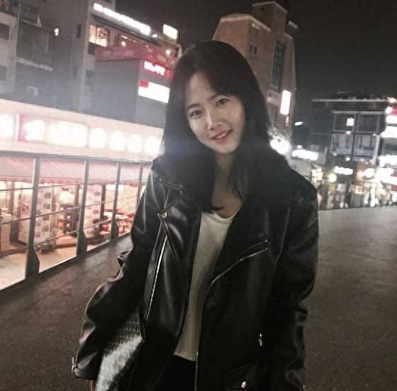 韩国女神级中场球员——李玟娥