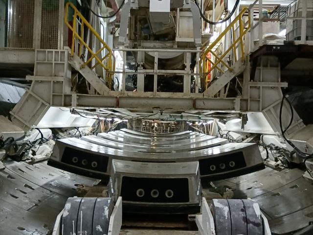 长江岸线范围（长江江面46米下科技）(2)