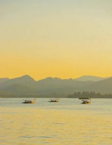 ​有哪些激励人心的经典句子(有哪些激励人心的经典句子2025)