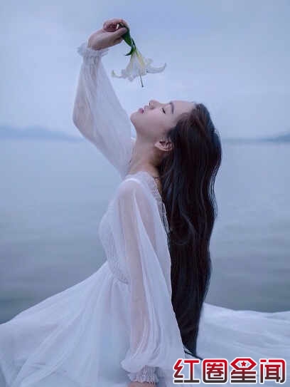 黄灿灿整容扒皮 黄灿灿家庭背景