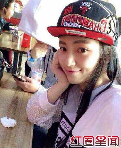 黄灿灿整容扒皮 黄灿灿家庭背景