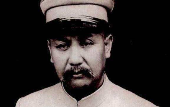 阎锡山人物简介,流水的军阀铁打的阎锡山图2