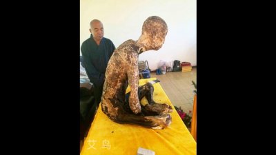 ​佛门高僧肉身会千年不毁，舍利子究竟是什么？千年之谜为你解开