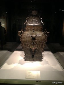 ​国宝“皿天全方罍”：始于私卖四百块银洋，终以二千万美元购回