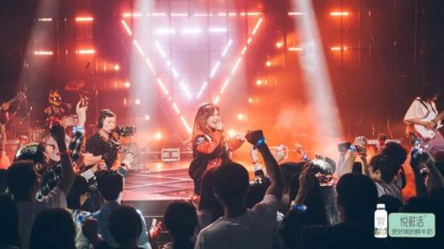 超人迪加粤语全集在线播放  超人迪加粤语全集高清9-第1张图片-