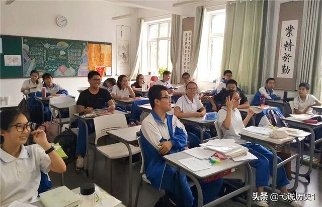 卖油翁原本的最后一句（卖油翁选入课本时）(8)