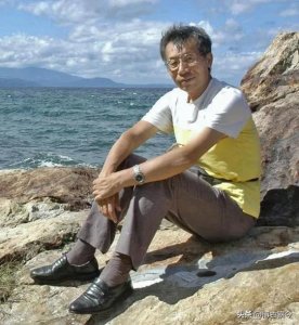 ​中国著名教授背叛中国，就连为母亲奔丧时都不忘收集情报