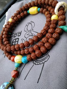 ​只戴不盘刷的金刚，再好的包浆也显脏！