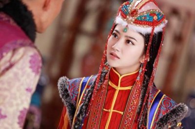 ​孝庄文皇后爱顺治、多尔衮、皇太极说比较多一点?