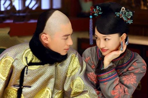 孝庄文皇后爱顺治、多尔衮、皇太极说比较多一点?