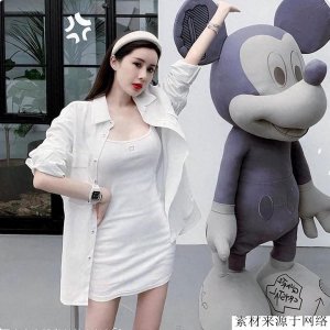 ​“小杨幂”韦雪：为秦奋赌命生子赚9亿，被王思聪怒骂“地摊货”