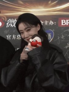 躲越久骂声越多,票房女王该见人了