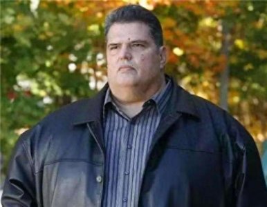 ​他是美国传奇卧底，潜入黑帮24年，喊话长官：再不收网就成老大了