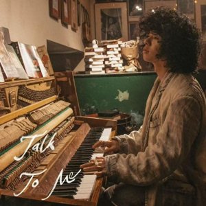 ​曾比特新歌《Talk To Me》上线，用音乐做粉丝情感树洞