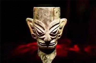 ​＂网友惊呼：不敢再研究了！三星堆文物到底有多神秘？＂